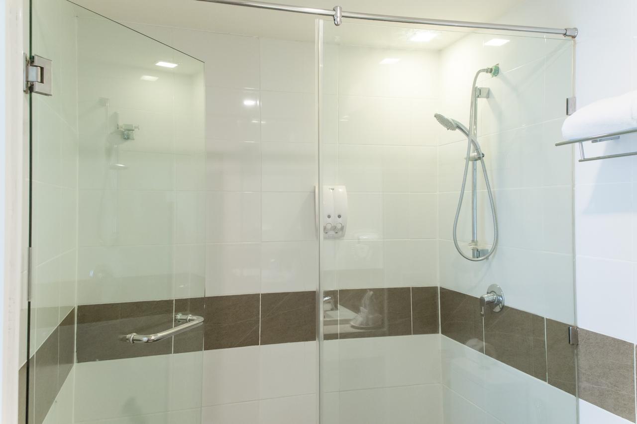 Zen Rooms Rat-U-Thid 200 Phi Road Patong Экстерьер фото