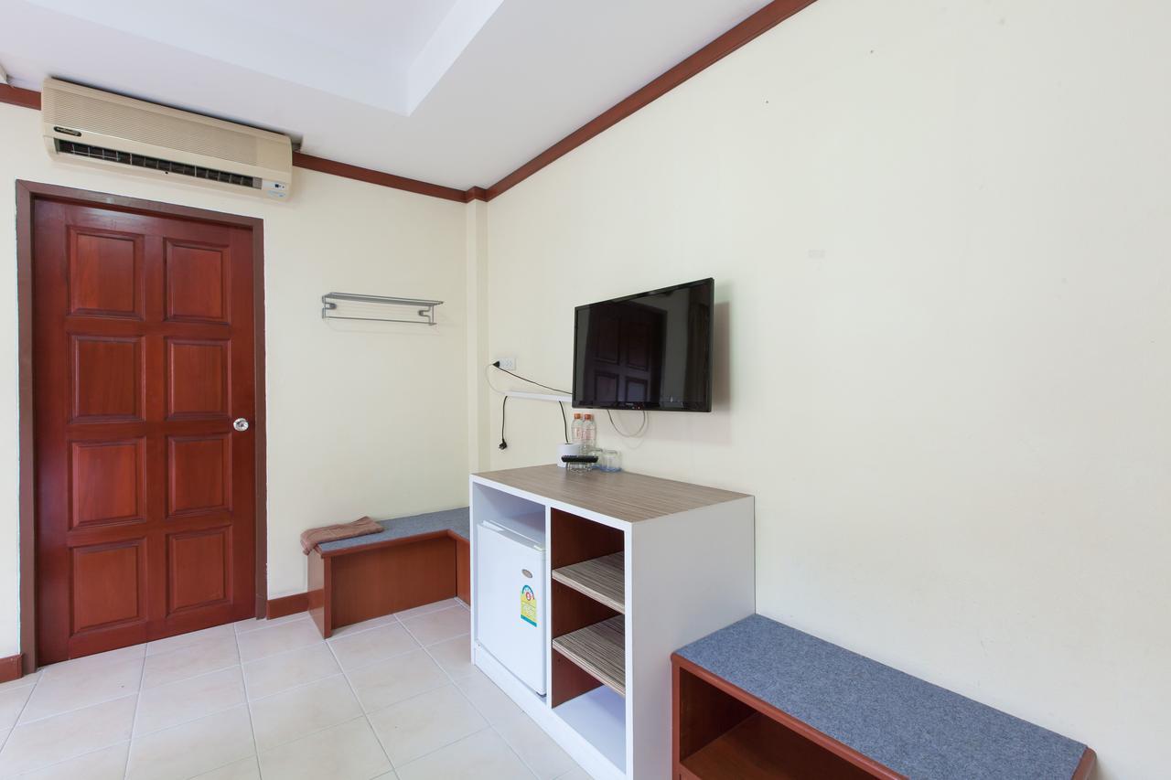 Zen Rooms Rat-U-Thid 200 Phi Road Patong Экстерьер фото